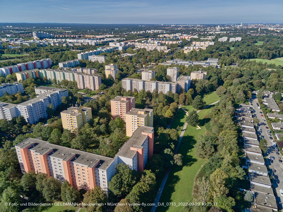 23.09.2022 - Sanierung am Karl-MArx-Ring 11-21 in Neuperlach
